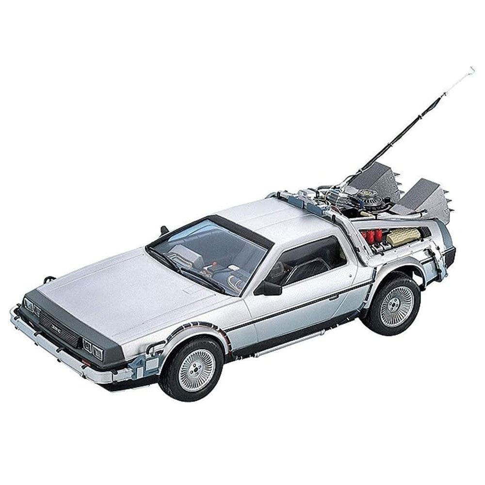 Aoshima Wróć do przyszłego modelu DeLorean 1/24